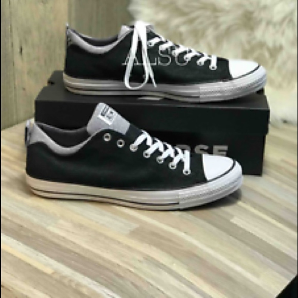 Chuck Taylor Converse